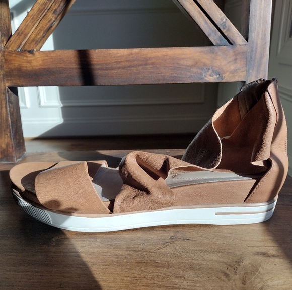 Eileen Fisher Honey Sport Tumbled Leather Sneaker Sandals Size 11 - Picture 4 of 11